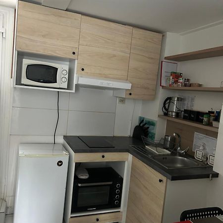 Appartement Avec Terrasse A 罗尼苏布瓦 外观 照片